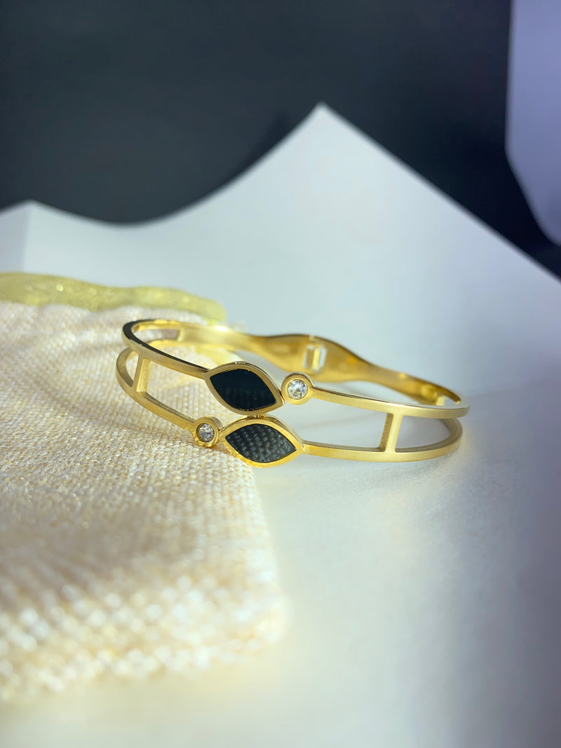 Noir Luxe Bangle